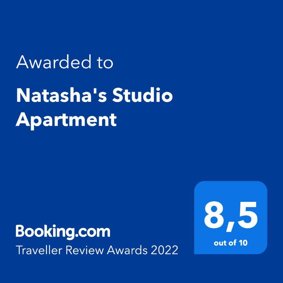 Natasha'S Studio Apartment Stalís Exterior photo