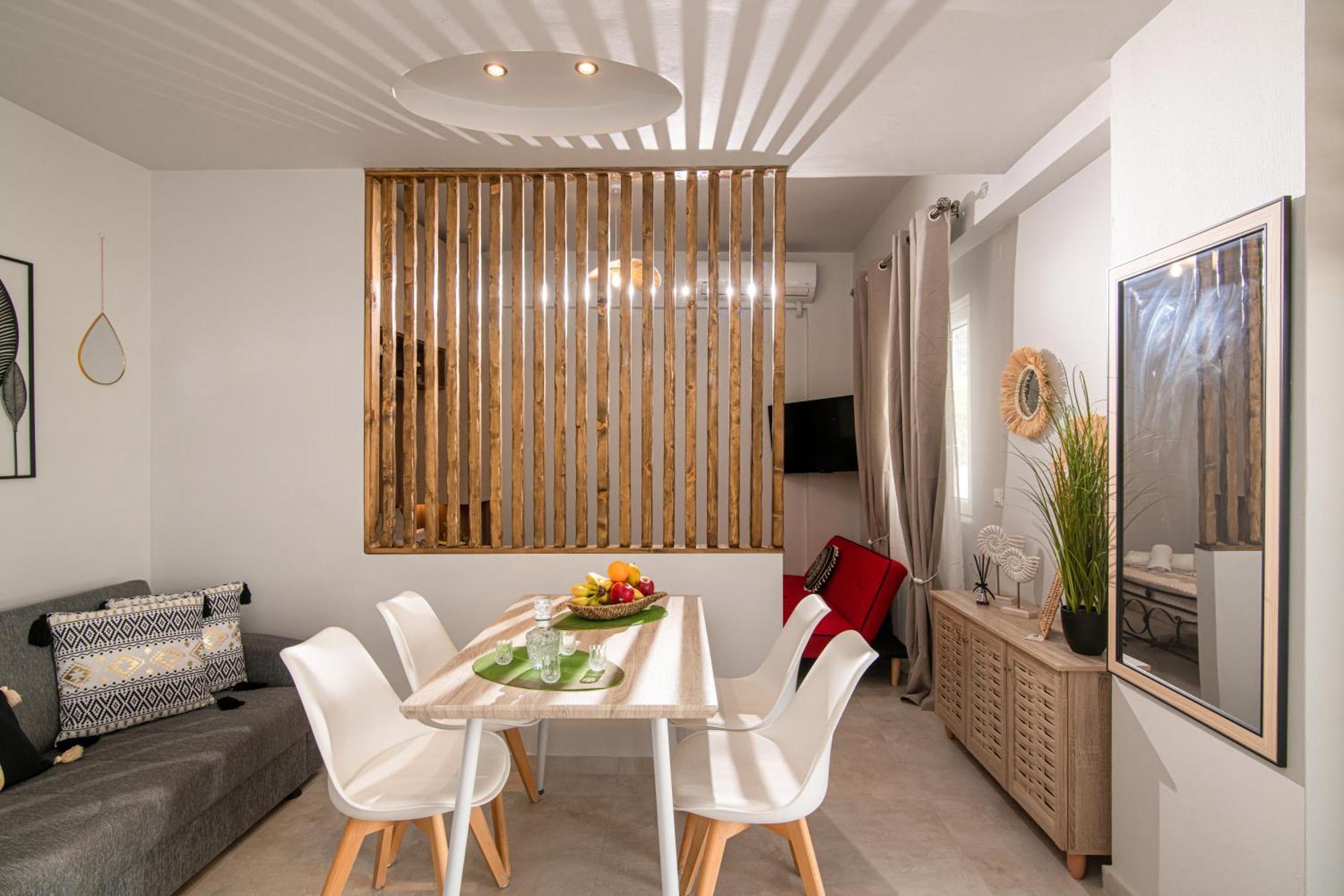 Natasha'S Studio Apartment Stalís Exterior photo